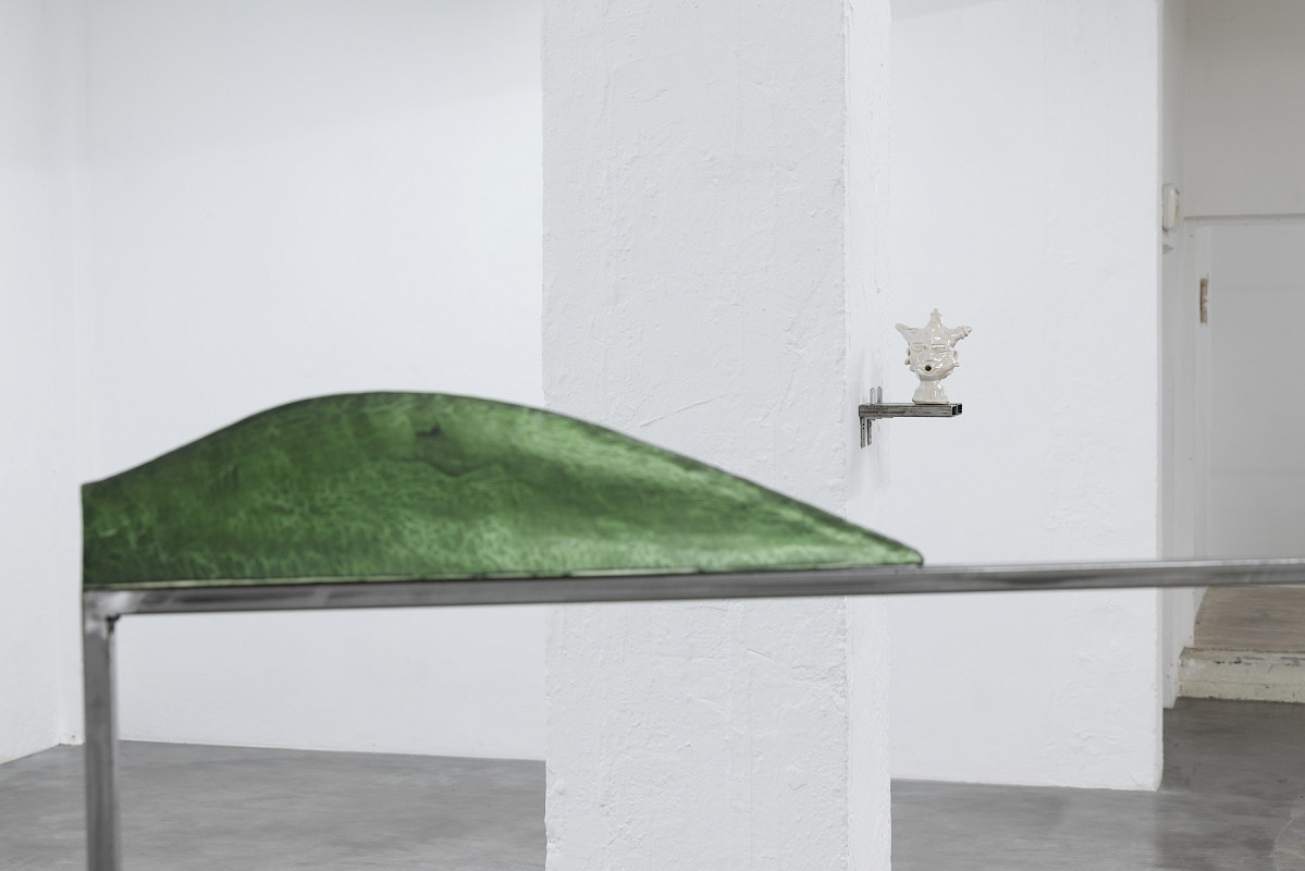 Judith Adelmann-like your curvy waves-glazed ceramics-installation